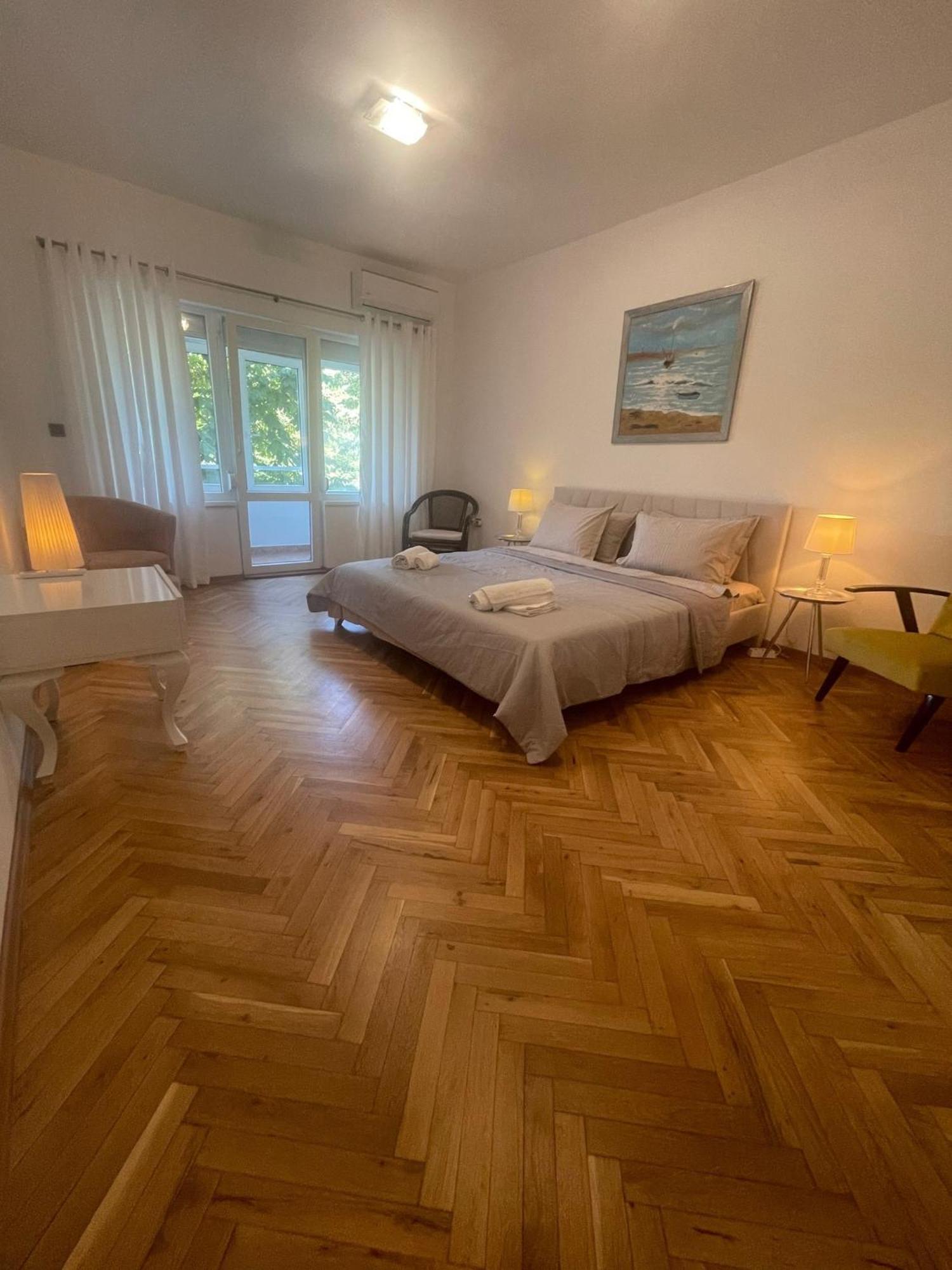Varna City Park Apartament Εξωτερικό φωτογραφία